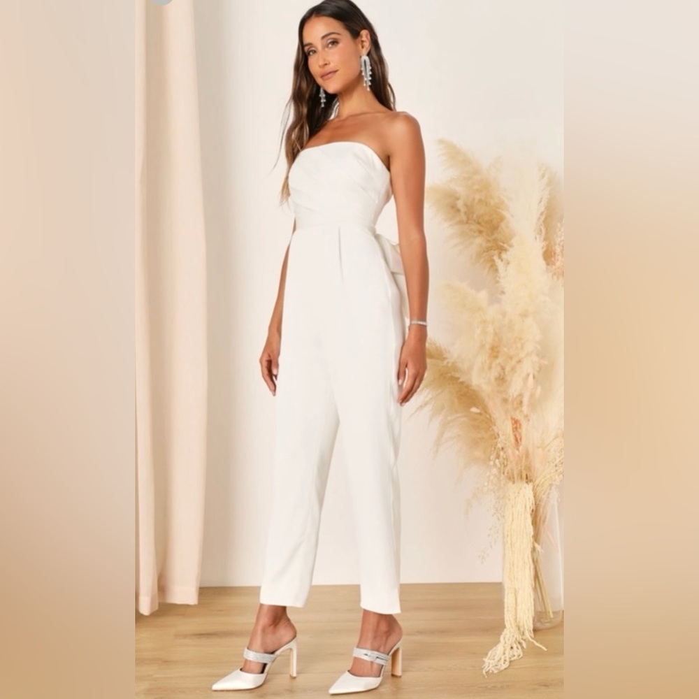 🆕#9 NWOT LULUS Beloved Bliss Ivory Strapless Slim jumpsuit, back Removable Bow. - Picture 5 of 15